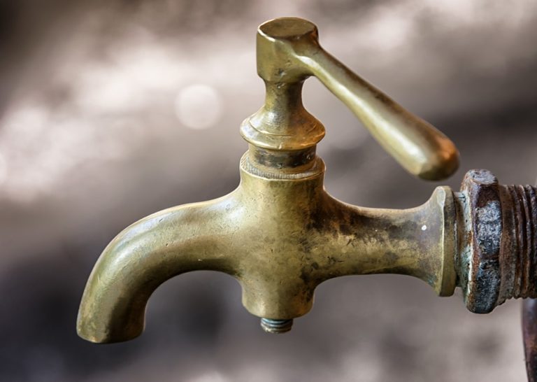 what-to-do-if-you-have-a-rusty-tap-information-blog-regarding-plumbing